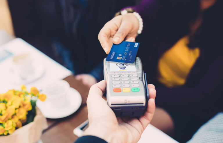 La adopción de los pagos sin contacto crece sostenidamente en el Caribe y Centroamérica